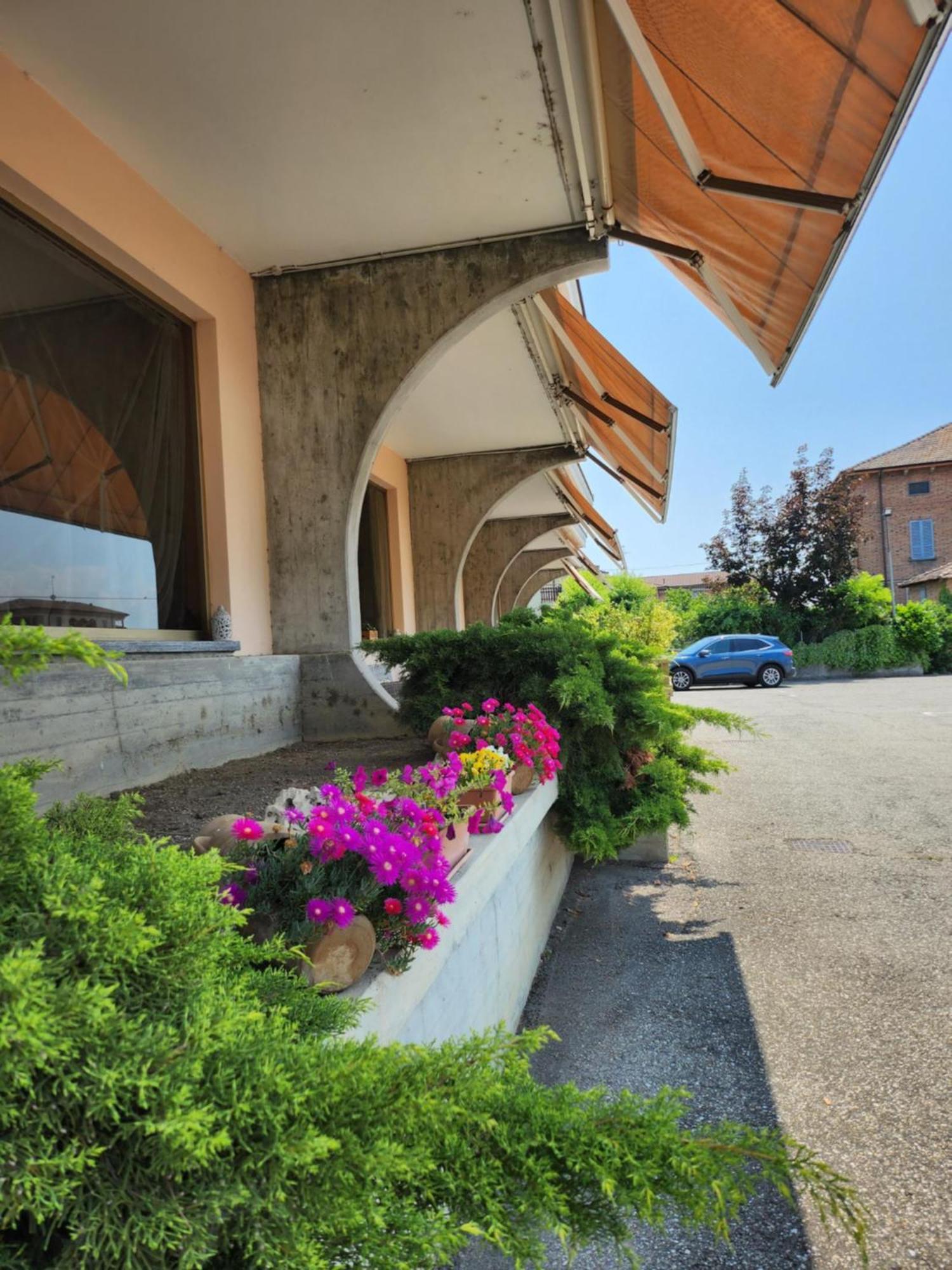 Hotel Route 9 Cadeo Dış mekan fotoğraf