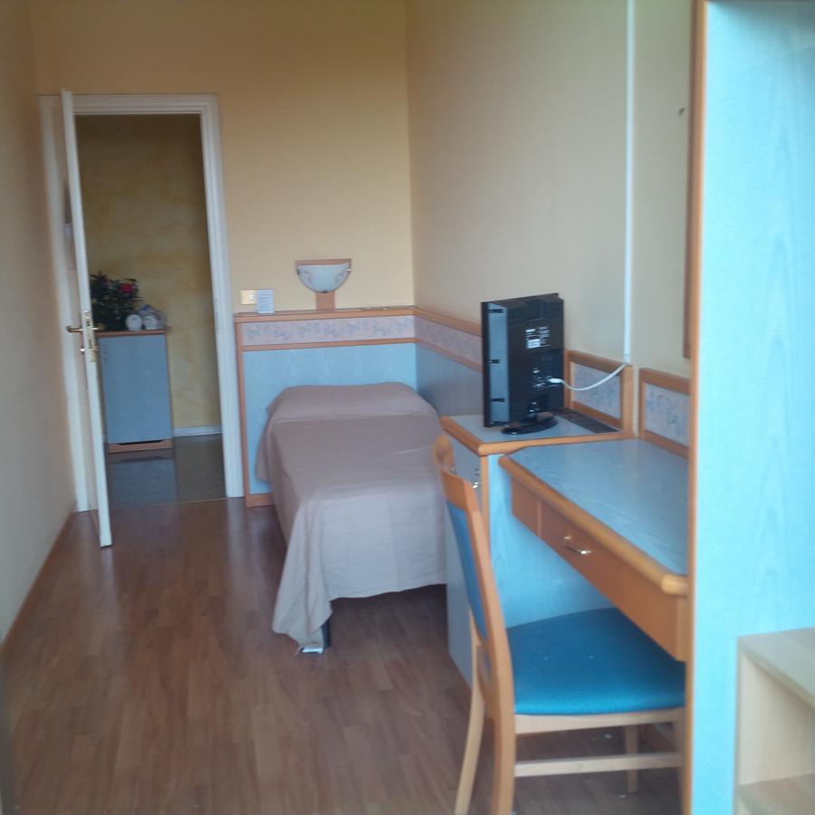 Hotel Route 9 Cadeo Dış mekan fotoğraf