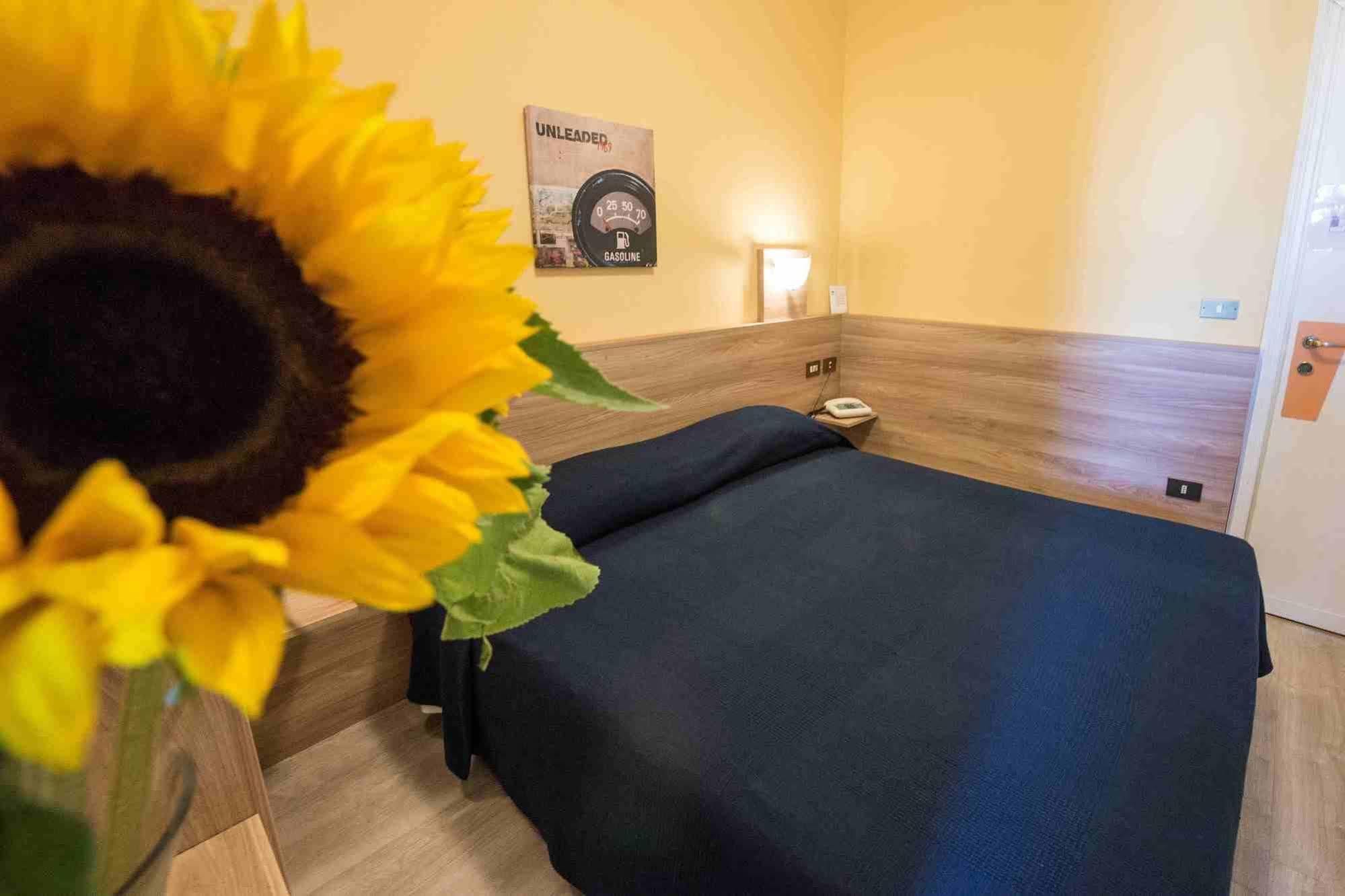Hotel Route 9 Cadeo Dış mekan fotoğraf
